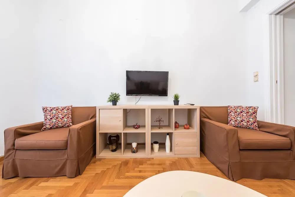 Elegant Koukaki Apartment by Cloudkeys - photo 5
