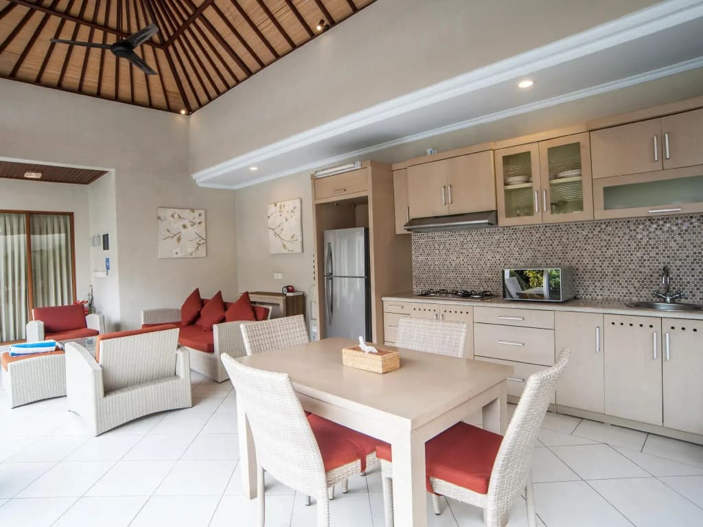 Villa Tulip Sanur - photo 18
