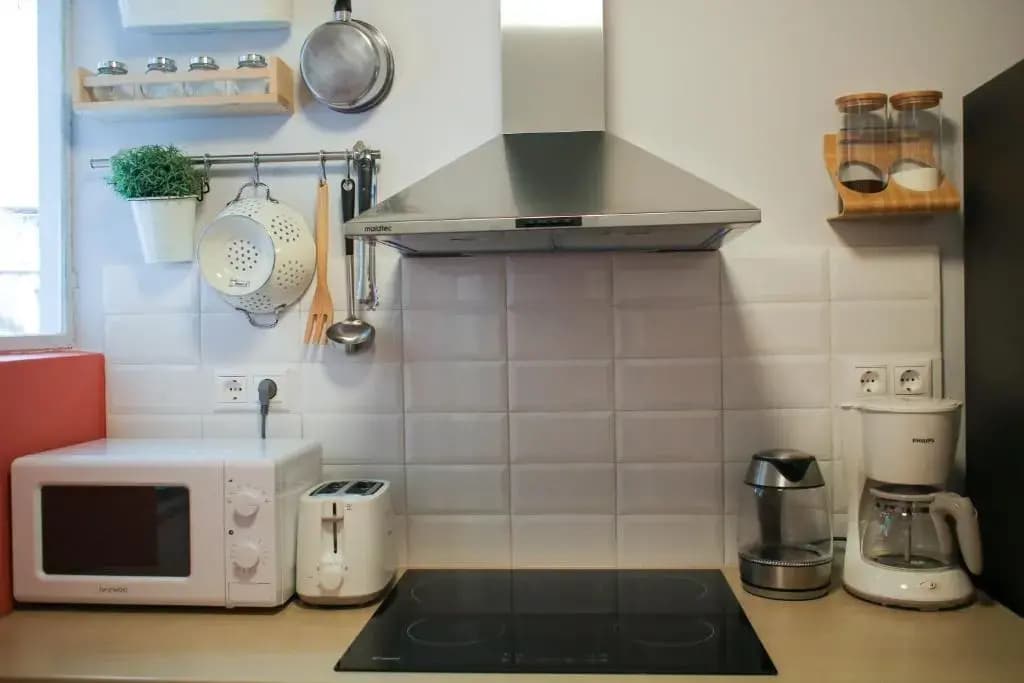 Spacious Central Flat☆3min to Metro☆AC|Netflix|PC - photo 16
