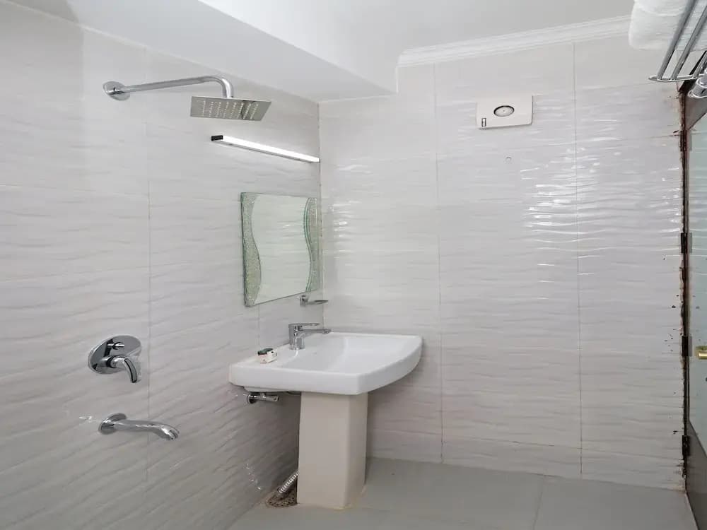 OYO Flagship 12675 Star inn - photo 9