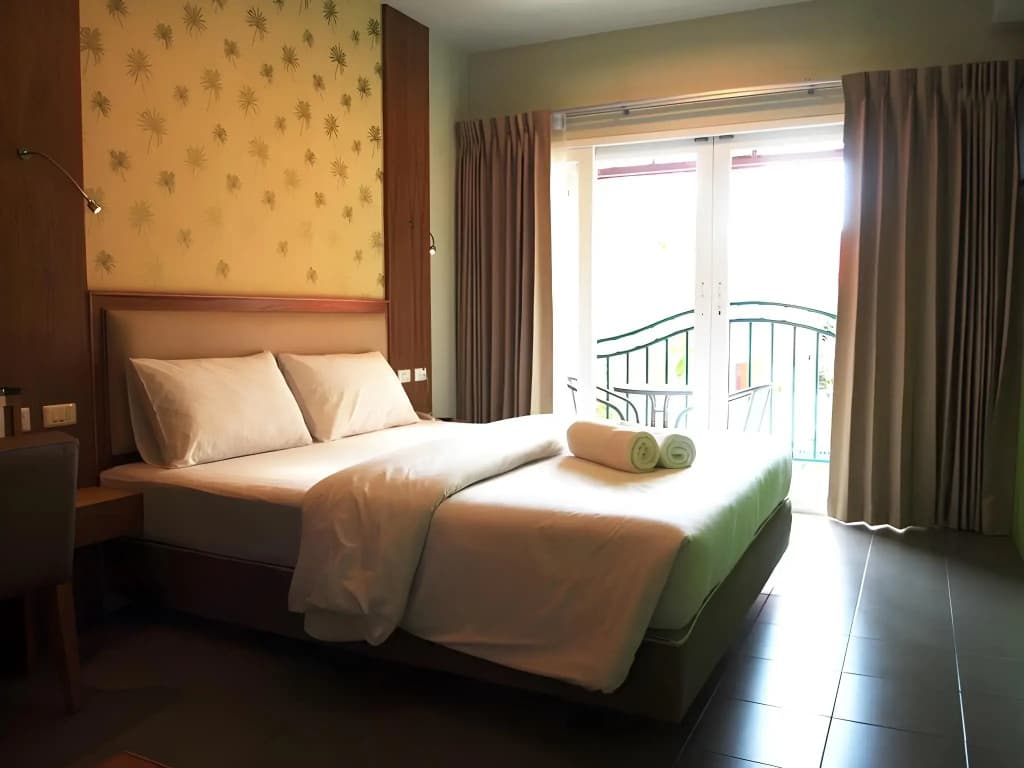 Phuket Ecozy Hotel - photo 5