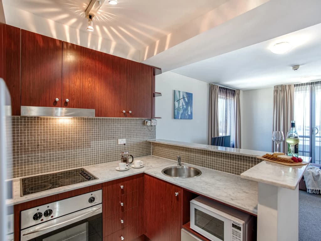 Park Regis Concierge Apartments - photo 16