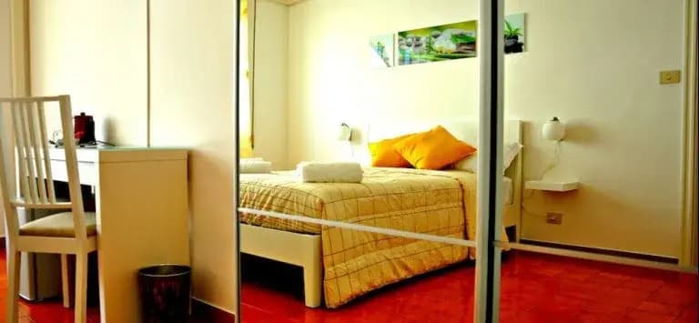 Your Rhome B&B - photo 11