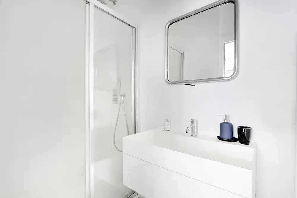 Elegant Apartment -2br/4p - Sacre-coeur - photo 8