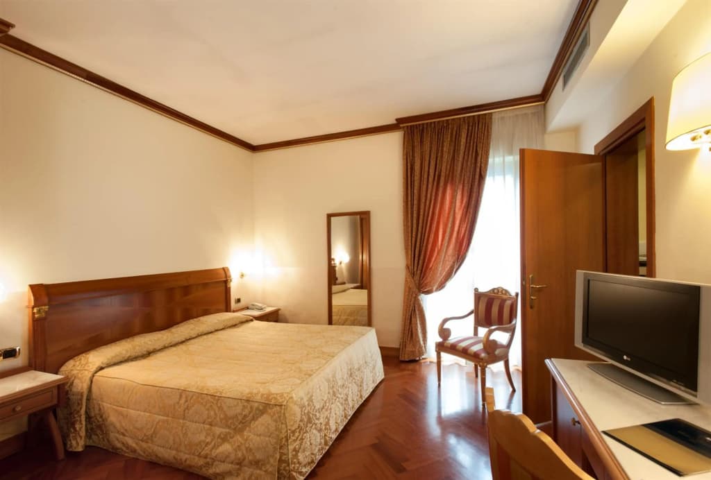 Marconi Hotel - photo 4