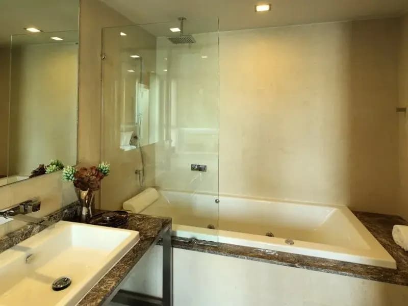 Quad Suites Silom - photo 7