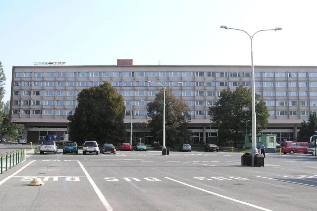 Hotel Tristar - main photo