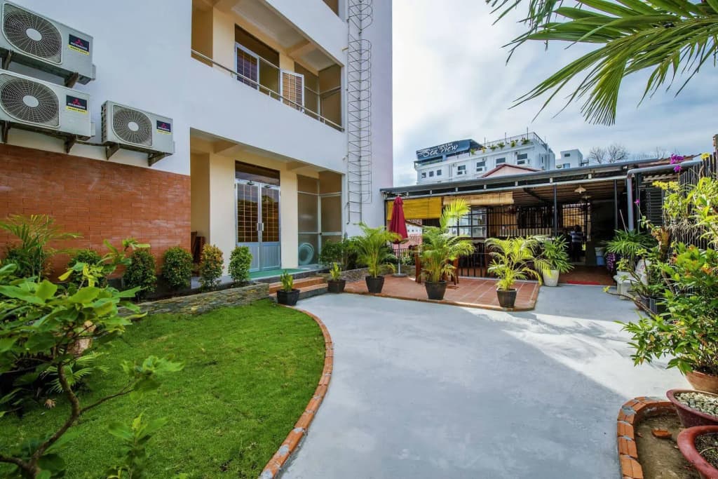 Blue Ocean Hotel - photo 20