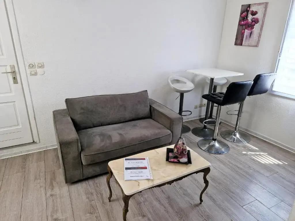 Plein centre Appartement climatisé et spacieux avec grande terrasse sur le toit à Nice - photo 1