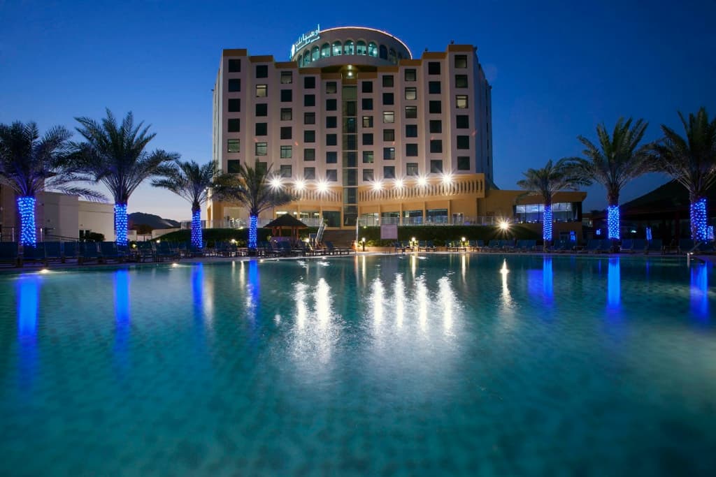Oceanic Khorfakkan Resort And Spa - photo 4