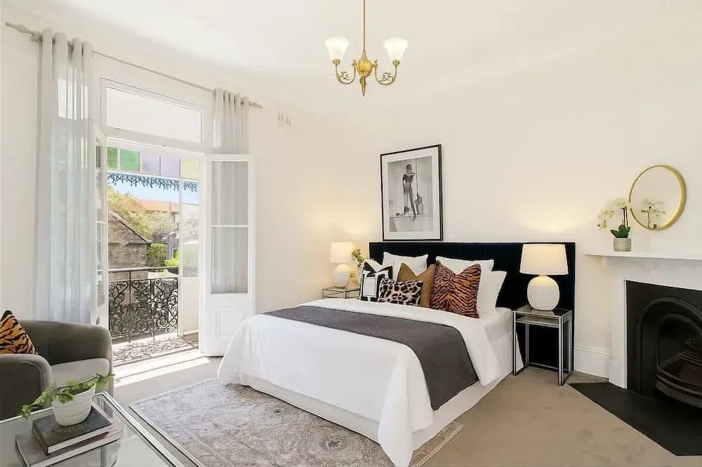 The Paddington White Sanctuary - photo 4