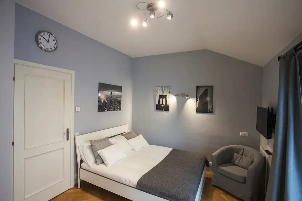 Prague Zizkov Studios - photo 3