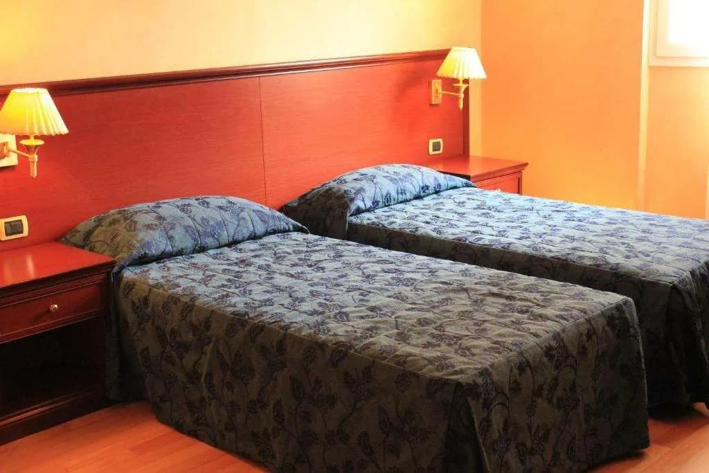 Terminal Hotel - photo 17