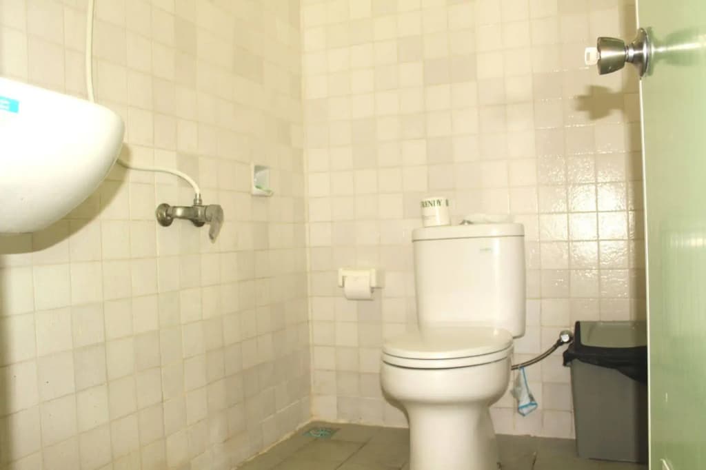 Sayang Maha Mertha Hotel - photo 9