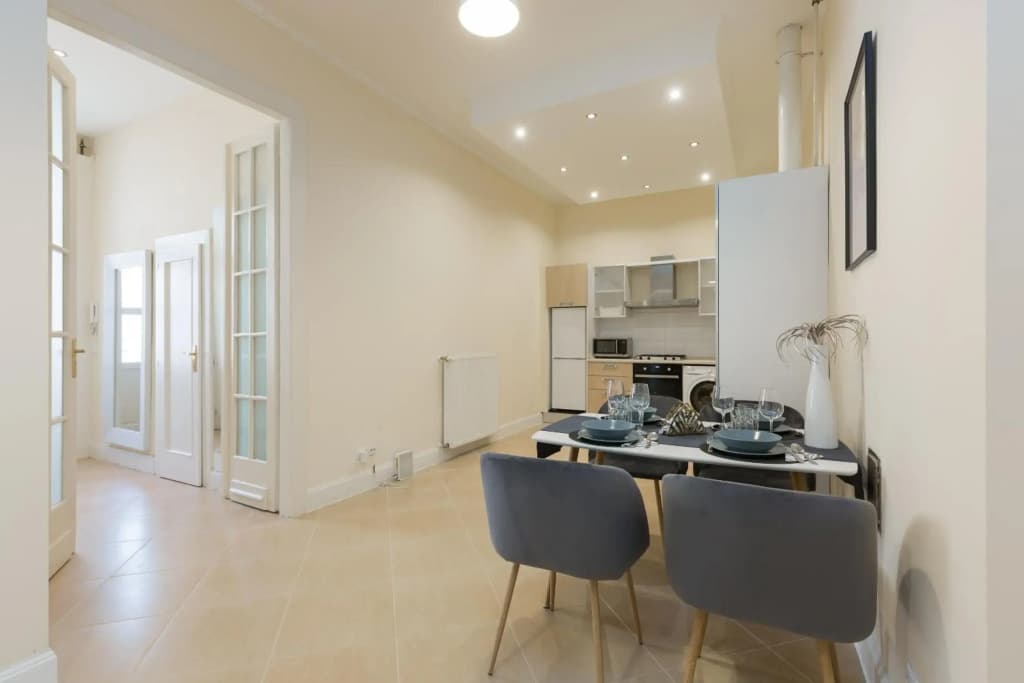 City Center Dream Home 2BR/2Bath - photo 15