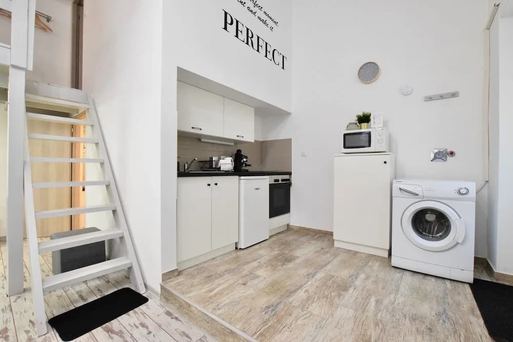 Standard Apartment by Hi5 - Akácfa 59 - photo 15