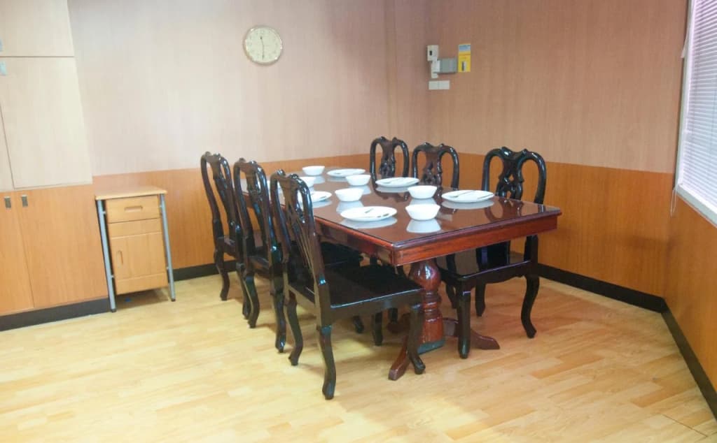 Alameda Suites Hotel - photo 18
