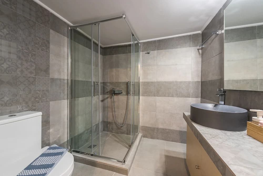 Elegant Koukaki Apartment by Cloudkeys - photo 7