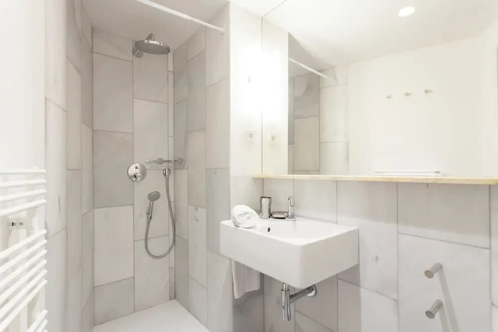 Aspasios City Oasis Apartments - photo 7