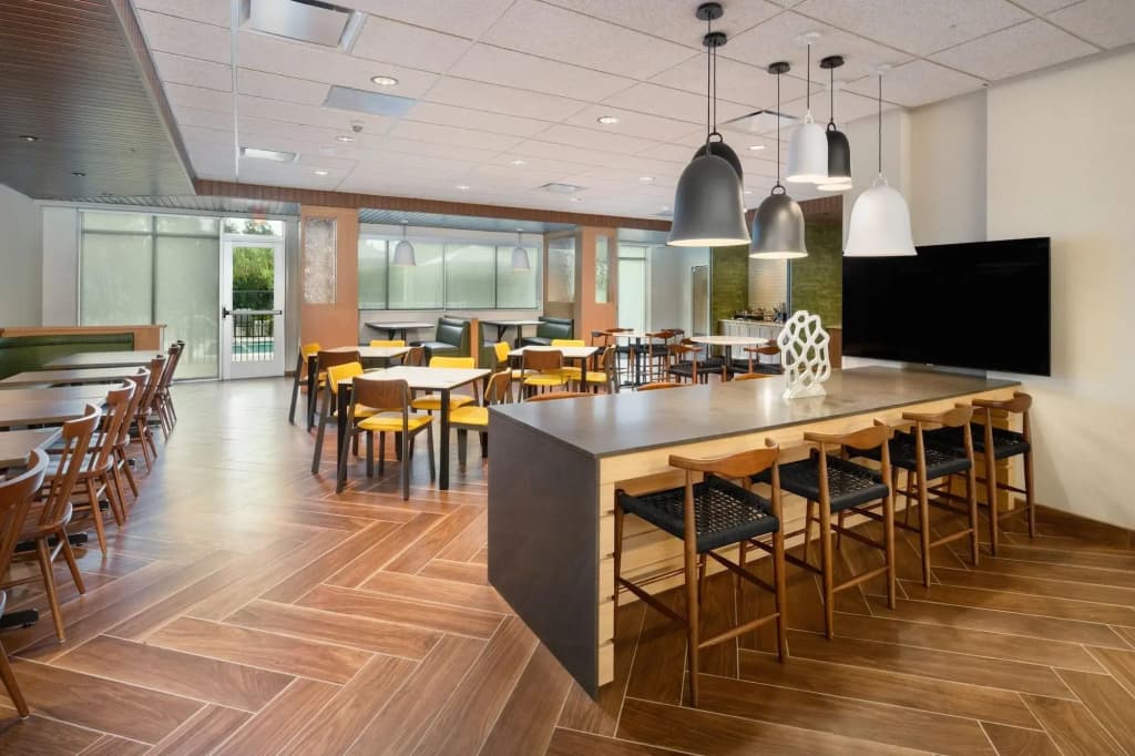 NEW - Fairfield Inn & Suites by Marriott Orlando at Millenia - photo 17