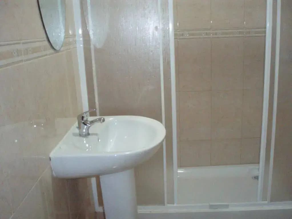 Private Accommodation Hostel - photo 8