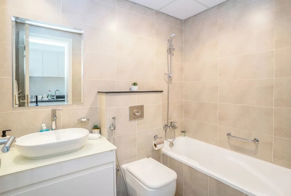 Tanin - Sleek Studio Offering Unobstructed City Views - photo 2