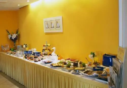 Hotel Am Buschkrugpark - photo 15