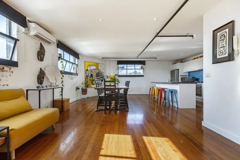 StayCentral - Fitzroy Converted Warehouse Penthouse - photo 15