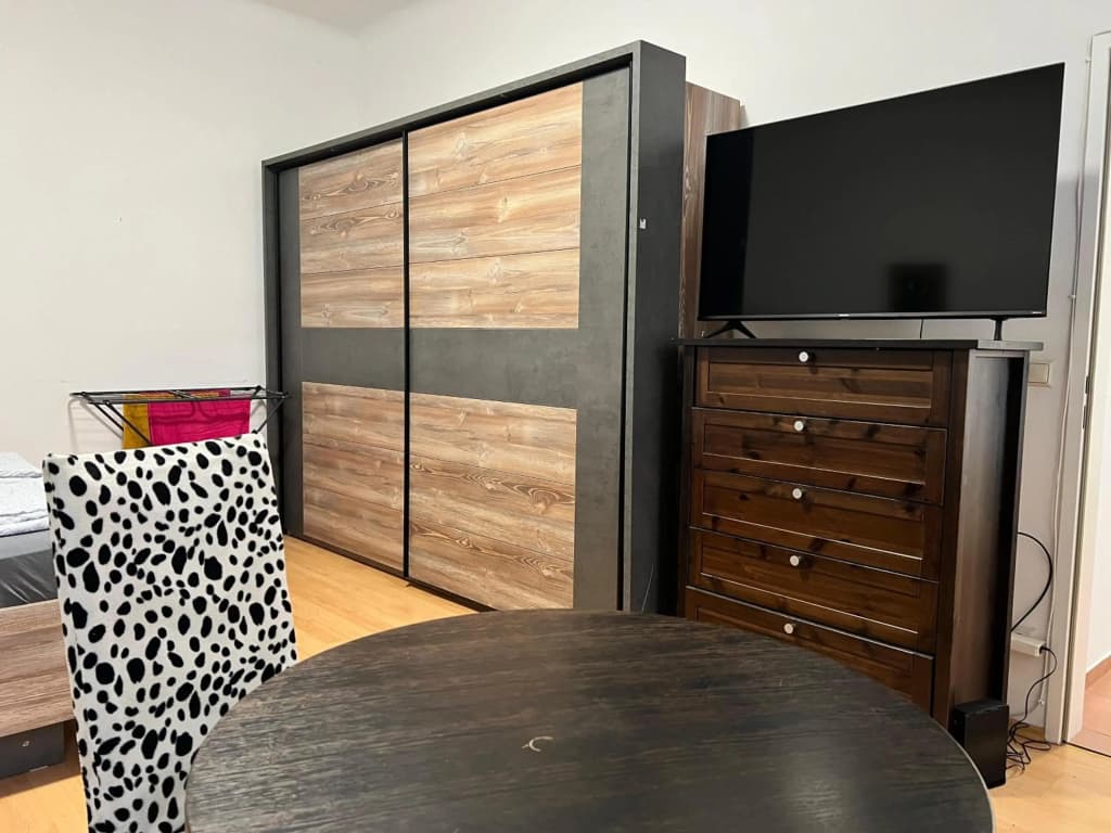 charming 1BR Apt.-Perfect for Longstays - photo 1