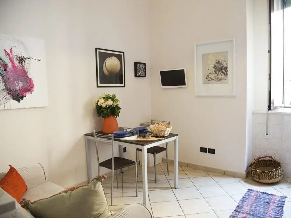 Station Apartment - photo 10