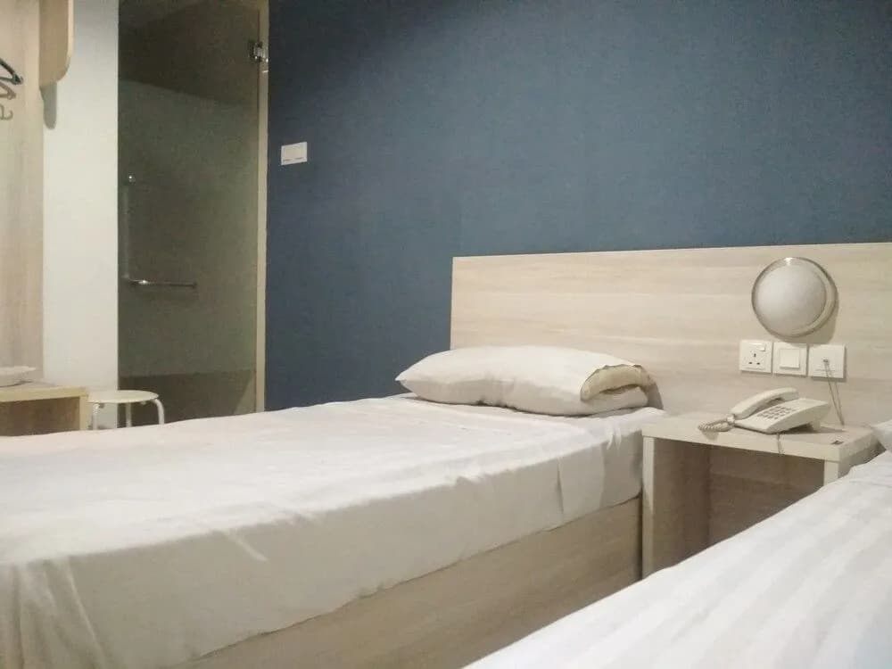 OYO 89903 MS City Hotel - photo 2