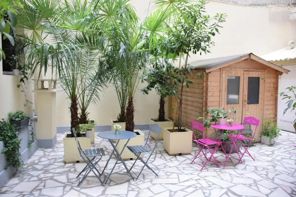 Est Hotel - photo 12