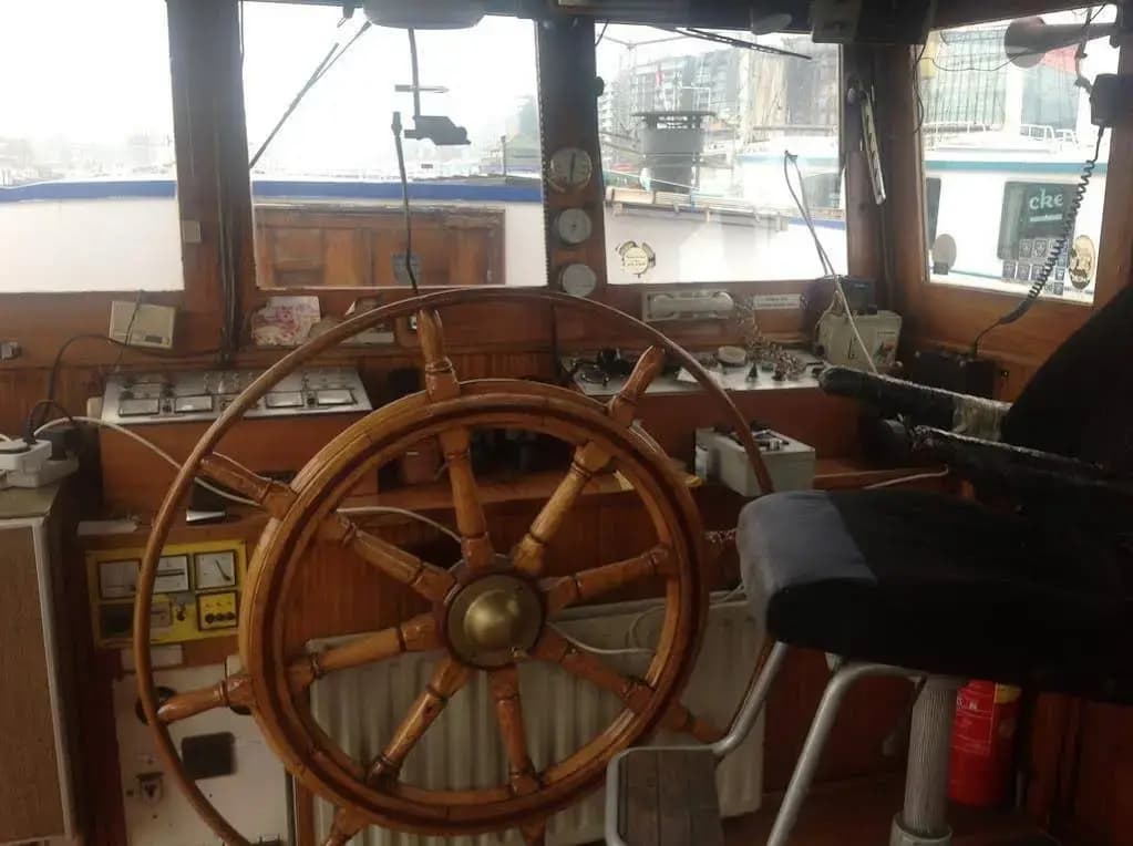 Botel Zebra - photo 10