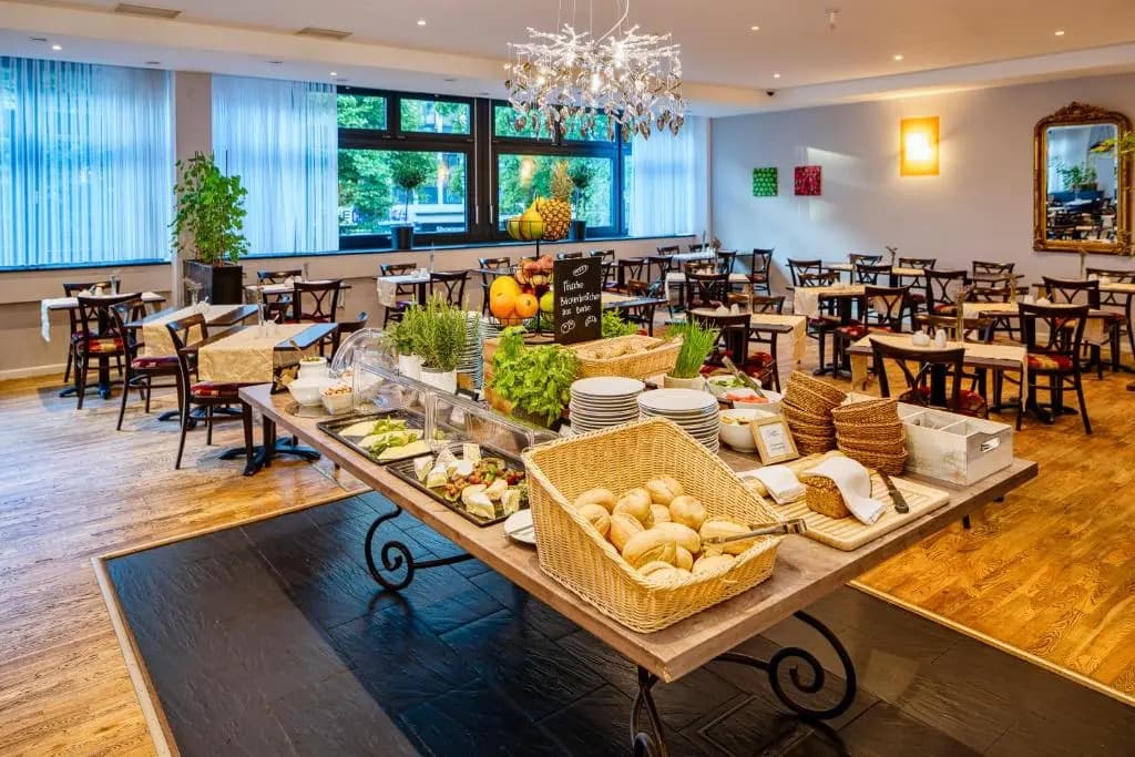 Hotel Chateau Kurfürstendamm - photo 24
