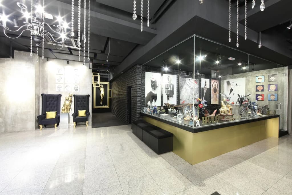 The Hulo Hotel Gallery - photo 24