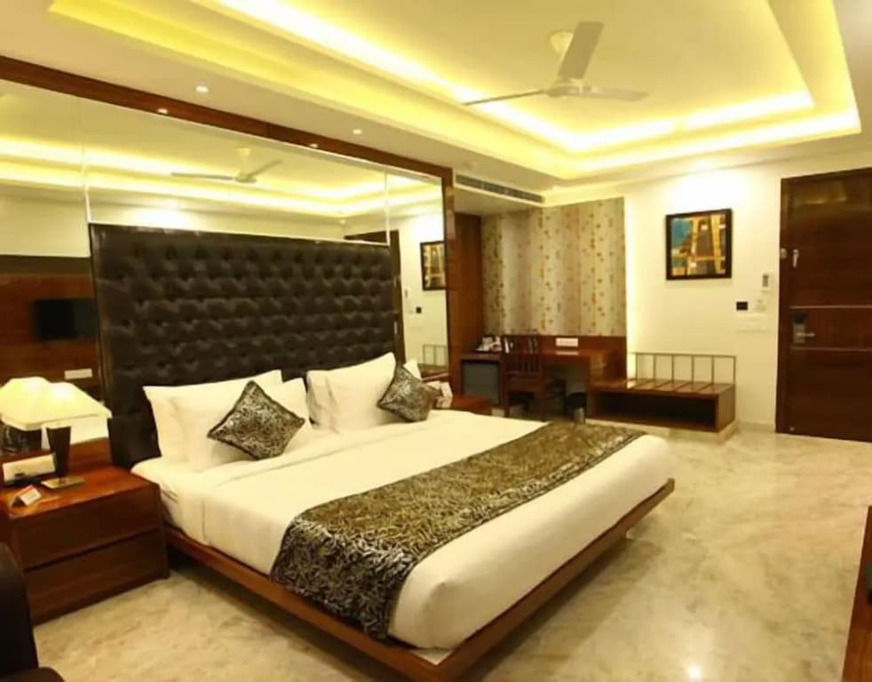 Hotel Hans Jasola - photo 3