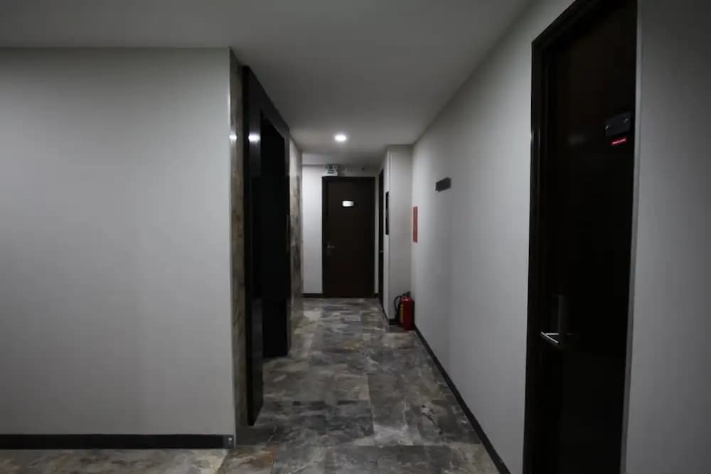 Hotel Berlin - photo 10