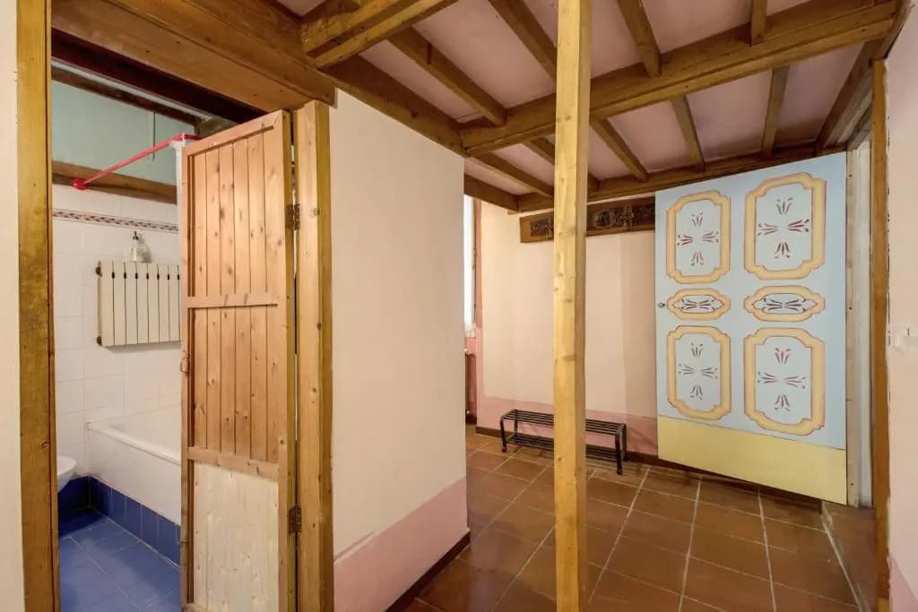Rhome Apartments - photo 9