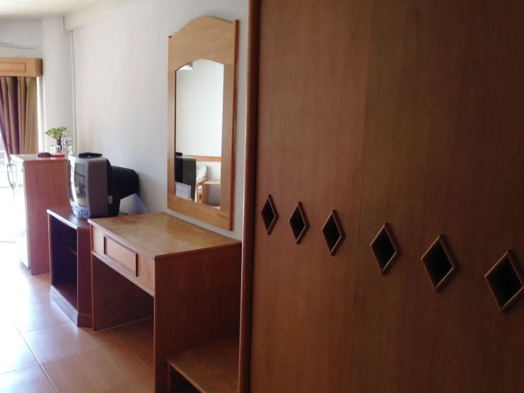Skaw Beach Hotel - photo 3