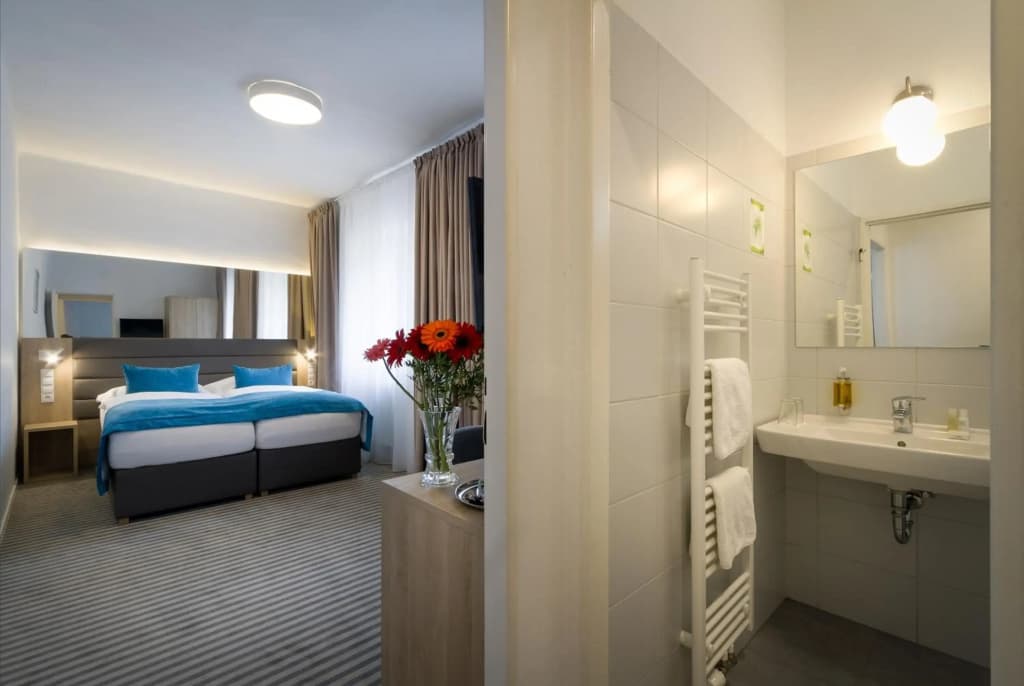 Hotel White Lion - photo 4