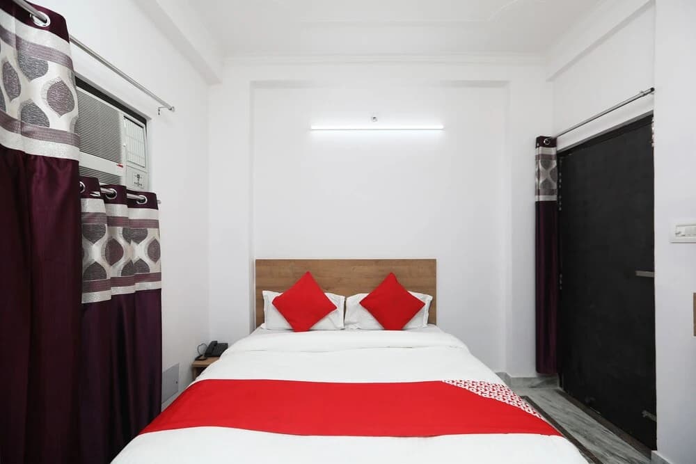 OYO 37055 M R Residency - photo 5
