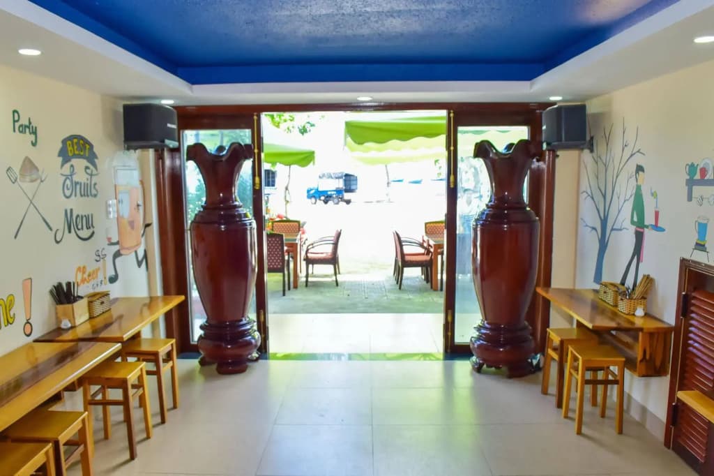 Sea View DN Hotel - photo 2