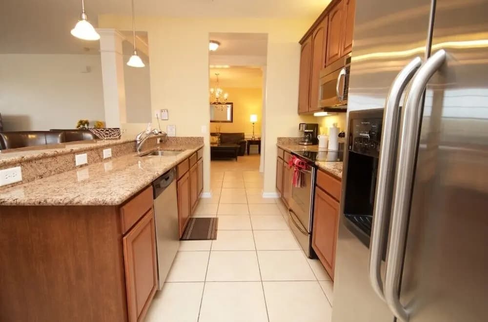 Poolside Charm 3 Bedroom Condo - photo 17
