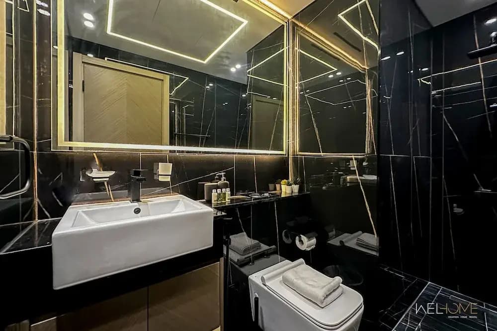 WelHome - Dubai Delight: Luxe Living 1BR at Binghatti Luna - photo 11