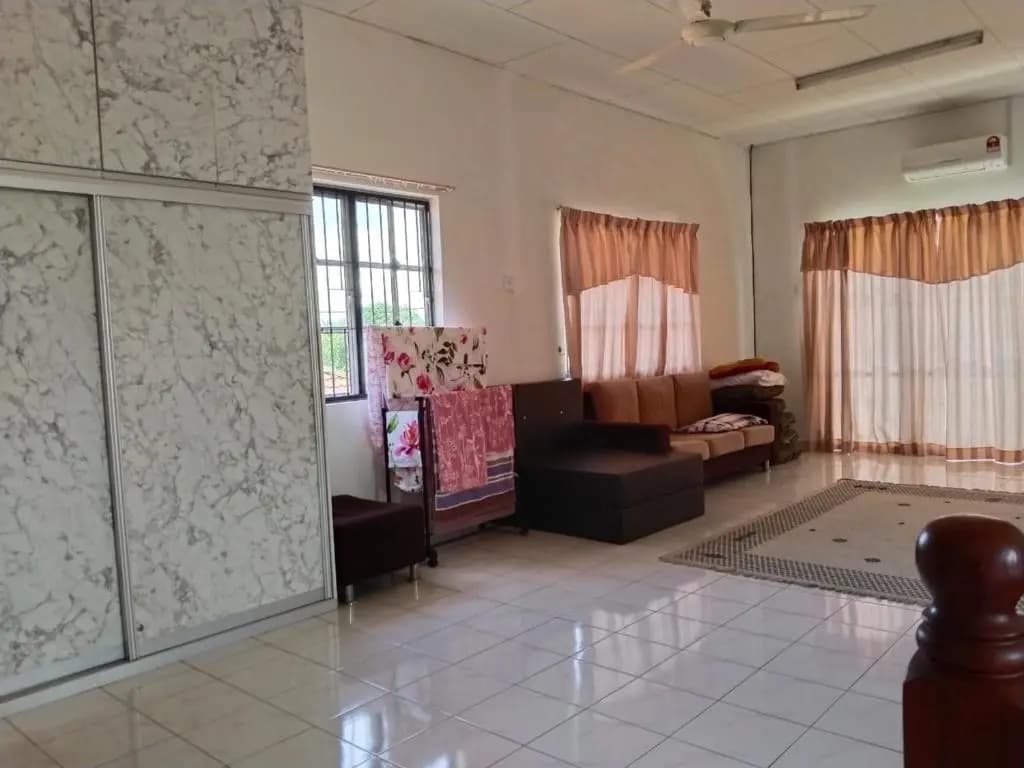 Homestay YatiMizi (Bungalow Station 18, Ipoh) - photo 7