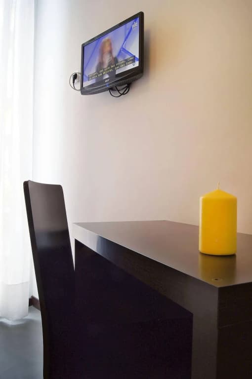 Hostal Cibeles - photo 2