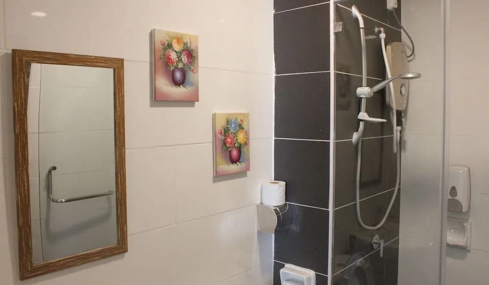 H2H Holland Cottage - photo 8
