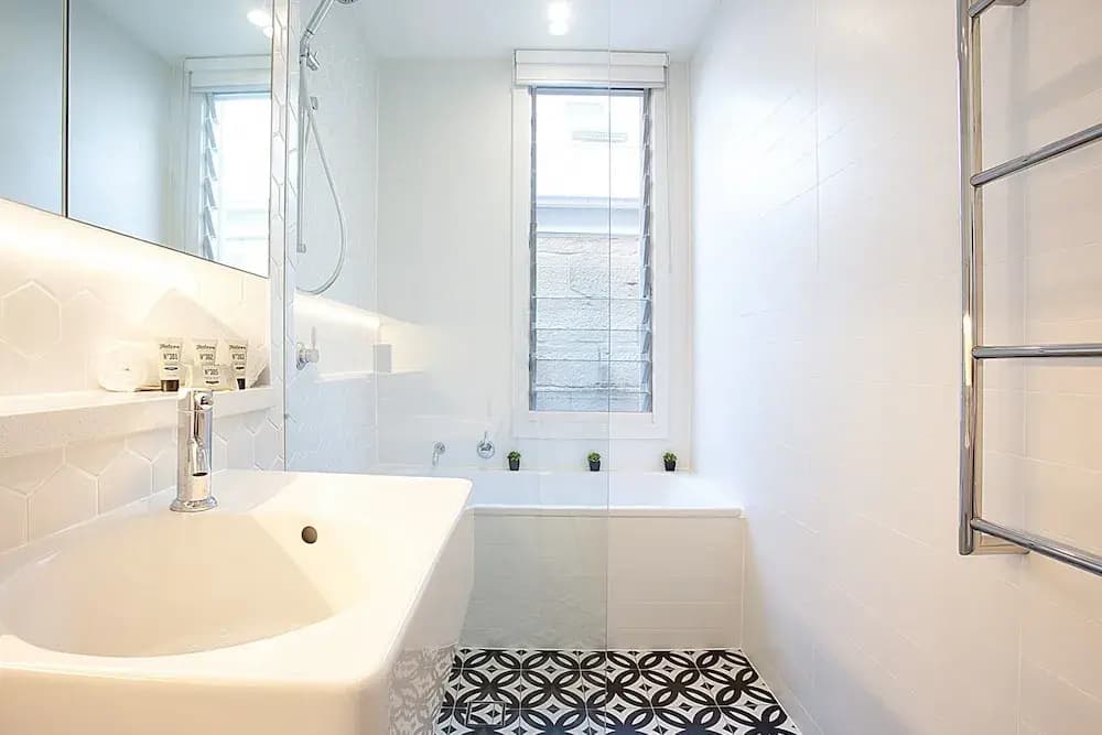 Spacious 3-bed Family House With Courtyard - photo 2