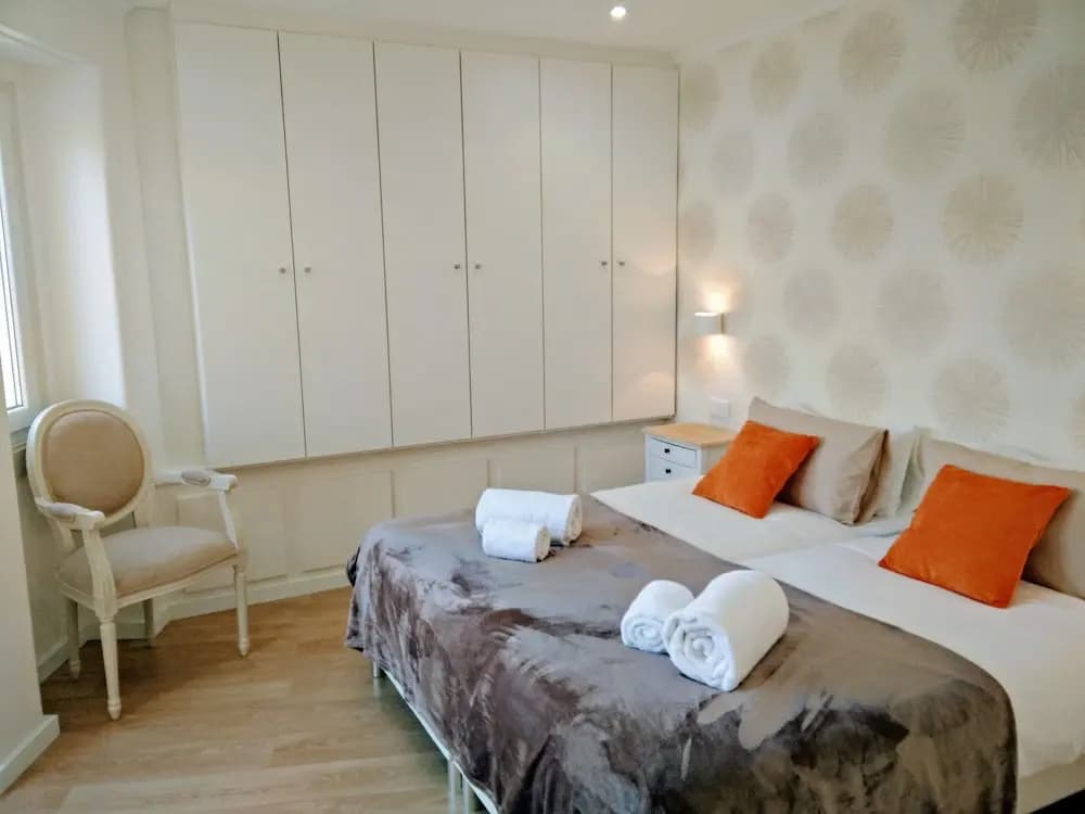 Lisbon Terrace Suites Apartment for Large Groups with Amazing Terrace - photo 16