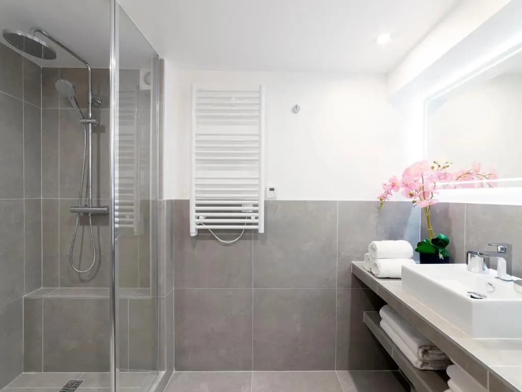 Livinparis - Luxury 4 Bedrooms Le Louvre I - photo 9